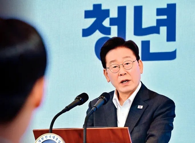 첫 경력 못 채우는 ‘0년차 청년’…탐색하고 실패해도 다시 설 기회를 [아시아미래포럼]